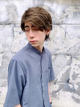 カゼ ダイカンヤマ Kaze DAIKANYAMA アップバングショート