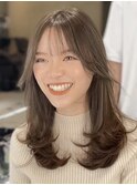(レイヤーカット/韓国ヘア/前髪/縮毛矯正/小顔/ベージュ)