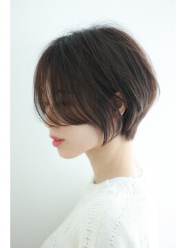 スージー(Suzy) 前下がりニュアンスショート◎小顔カット