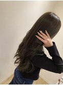 オリーブグレージュ