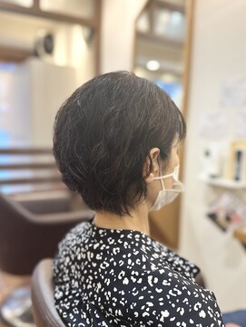 フリージア(freesia) パーマ/ショート/ニュアンスパーマ/30代40代50代