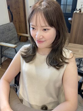 ルーラ(Lula by hair & Spa) レイヤーミディアム