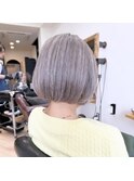白髪ぼかし/イメチェンヘアスタイル/前髪カタログ/ショートボブ