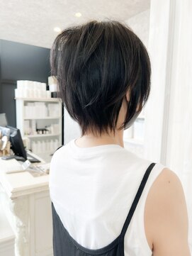キャアリー(Caary) 福山市Caary30代40代50代 髪質改善ストレート小顔補正立体カット