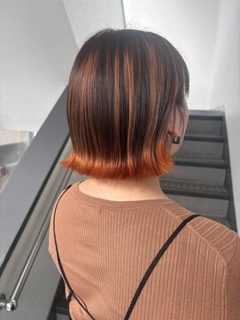 オーパスアミカ(OPUS AMICA) ボブスタイルのオレンジバレイヤージュカラー