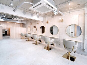 クー  戸越銀座(QOO)の写真/あなたの“なりたい”に全力で。少人数で叶えるオーダーメイド施術のとっておきサロン[縮毛矯正/髪質改善]