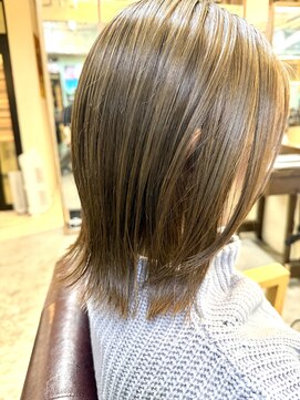 オンスター(ONSTAR) 20代30代◎オリーブグレー髪質改善×小顔レイヤーミディ