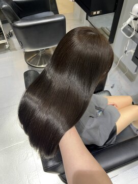 エイトヘアー(8 HAIR) オリーブグレー