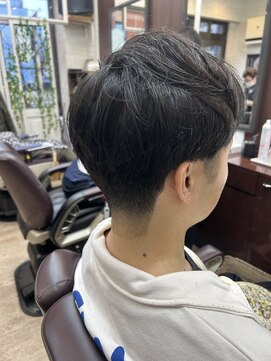 アサノカットブース ナチュラルマッシュ刈り上げ