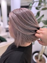 ステア ケース(stair case)&nbsp;白髪を活かしたピンクラベンダー　脱白髪染め　白髪ぼかし