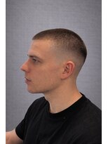 ワンワンオー バーバーショップ 長浜店(@110 BARBER SHOP) ミリ単位で差がつくハイフェード・バズカット