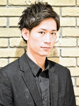 コロ(COLO) アップバングキレイ目ショート