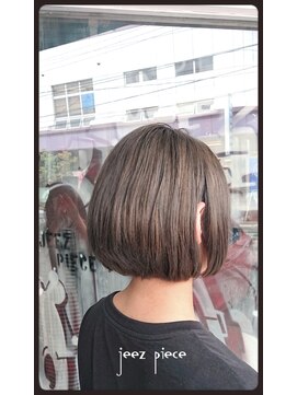 サロン ド ジーズ ピース(Salon de JEEZ PIECE) ☆アッシュグレーボブ☆