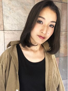 上質商材を取扱い。ダメージレスな施術で髪にツヤ感が溢れる…★大人女子特有の髪のお悩みも解決します！