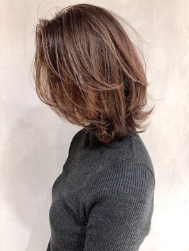 アルバム 渋谷パルコ(ALBUM) ハイライトレイヤー_外ハネボブアッシュブラウン_ba277611