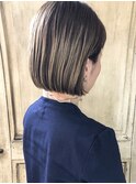 コンパクトなワンレンボブ