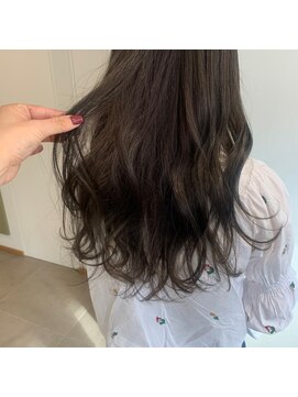 エミィ(emme) 【emme×笹川】透明感カラー×パーマ