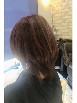 ヘアーメイク S&I ミディアムウルフ