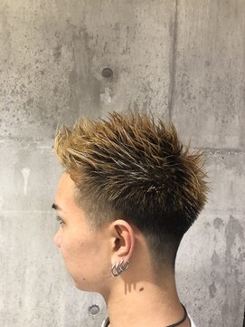 トレ(tre.) ショート/髪質改善/ハイライト/縮毛矯正/酸性縮毛矯正/白髪染め