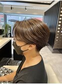 白髪ぼかし 脱白髪染め 刈り上げショート お客様スタイル☆