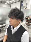 ベビーウルフ 前下がり波巻きパーマスタイル