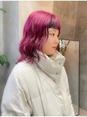 ピンクカラー　インナーカラー　ローライト　ミディアムヘア