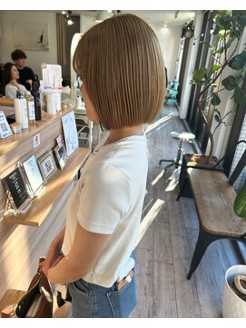 ギフト(GIFT) 【GIFT】　ボブ　切りっぱなしボブ　ハイトーン