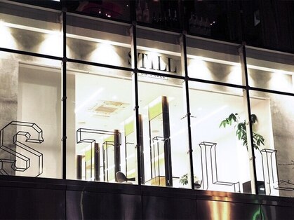 スティル カラン(STILL calin)の写真