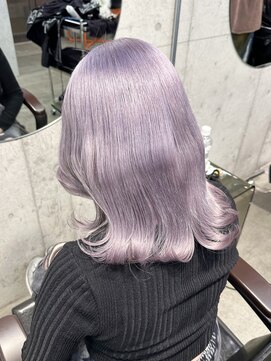 リル ラウム 原宿(LiL Raum) ホワイトラベンダーカラー/原宿/ブリーチ/ケアブリーチ/ムラ修正