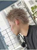 スパイキーショート ホワイトミルクティー