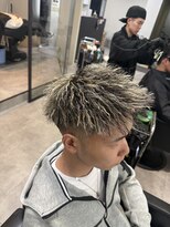 イーラ アメ村店(era) メンズパーマフル金メッシュツイストジェットモヒカン