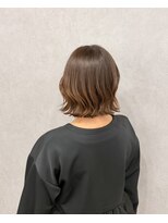 フランチェスカドットボブ(francesca.bob)&nbsp;シアベージュ×切りっぱなしボブ【渡辺俊弥】梅田