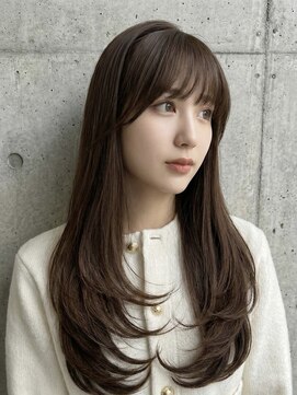 アル あびこ(aru.) マイナス5歳の小顔効果。大人の顔周りレイヤーロング