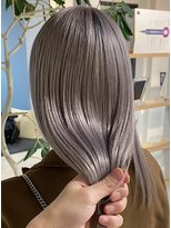 フリーク(FLEEK) シルバーカラー