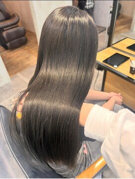 コビーバイジーナ 梅田茶屋町(Coby by Zina) 髪質改善トリートメント*グレー【hina】