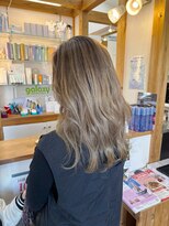 ギャラクシー ヘアードレッサーズ(galaxy hairdressers)&nbsp;バレイヤージュグレージュカラー