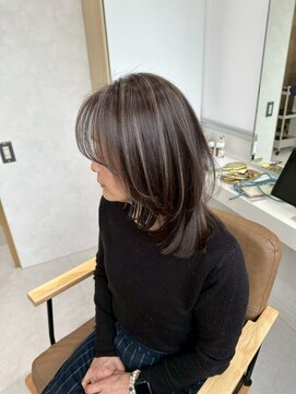 スラッシュ ホワイト(SLASH white) 脱白髪染めハイライト/白髪ぼかし/透明感カラー/髪質改善