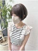 大人ショートボブ 耳かけ前下がりショート 簡単スタイリング