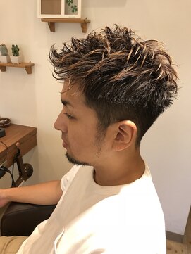 フォーリーフクローバー(four leaf clover) アップバングスタイル