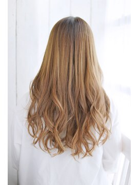 シュシュット(chouchoute) 美髪黒髪着物イルミナカラーヘルシーレイヤーデジタルパーマ/031