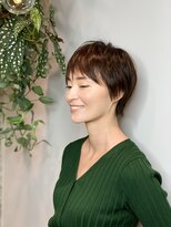 ハナワ エビス トウキョウ ヘアーサロン(HanaWa ebisu tokyo hair salon)&nbsp;吉瀬美智子風ビジネスライクなショートヘア