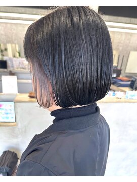 ゴットラトゥール(GOTTO LATOUR) ボブ/きりっぱなしボブ/ミニボブ/暗髪/インナーカラー