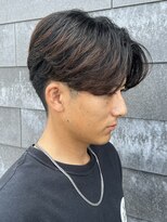 ヒュイル バイ ニアウ(Hwyl by Niau) メンズマッシュセンターパートスパイラルパーマニュアンスパーマ