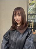 ミディアム 顔まわりレイヤー