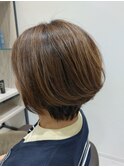ショートボブ