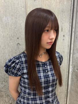 サンク 原宿 表参道(cinq) 透明感が人気のグレージュカラー×レイヤースタイル