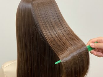 トーン 堺北野田店(tone.)の写真/全国でもごく僅かのノンダメージ認定サロンが叶える、従来の縮毛矯正とは違う《傷ませない縮毛矯正》