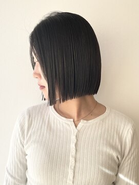 モリオフロムロンドン 松戸店(Morio from London) 【松戸 松田】切りっぱなしボブ 縮毛矯正有り 艶感ボブ