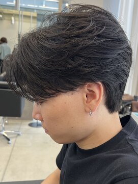 ノード(NODE) センターパートニュアンスパーマ波巻きスパイラルパーマフェザー