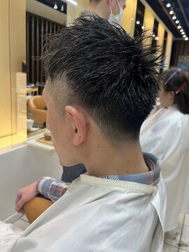 クオリス 上板橋店(QUALIS) 20代30代ビジネス刈り上げ◎清潔感アップバング